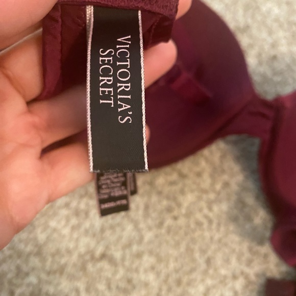 Victoria secret very sexy push up bra - Picture 7 of 11